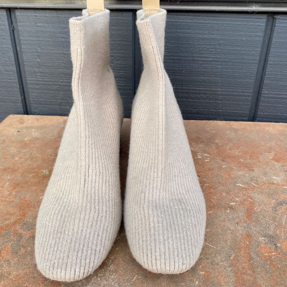 Everlane - The Glove Boot - Sock Bootie 8 ribbed ankle SOLD OUT - Picture 7 of 12